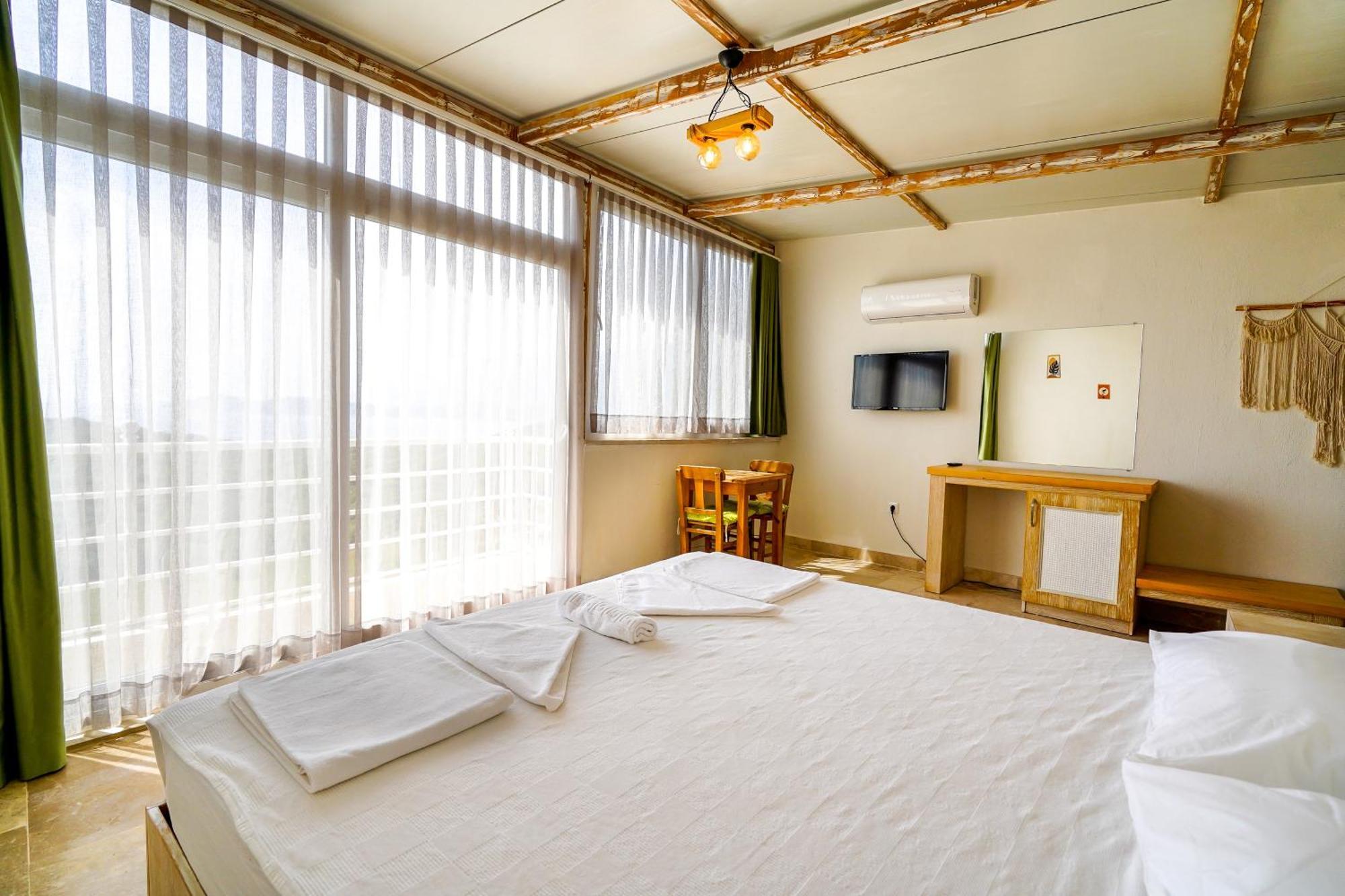 Mojo Sunset Boutique Hotel Kaş Kültér fotó